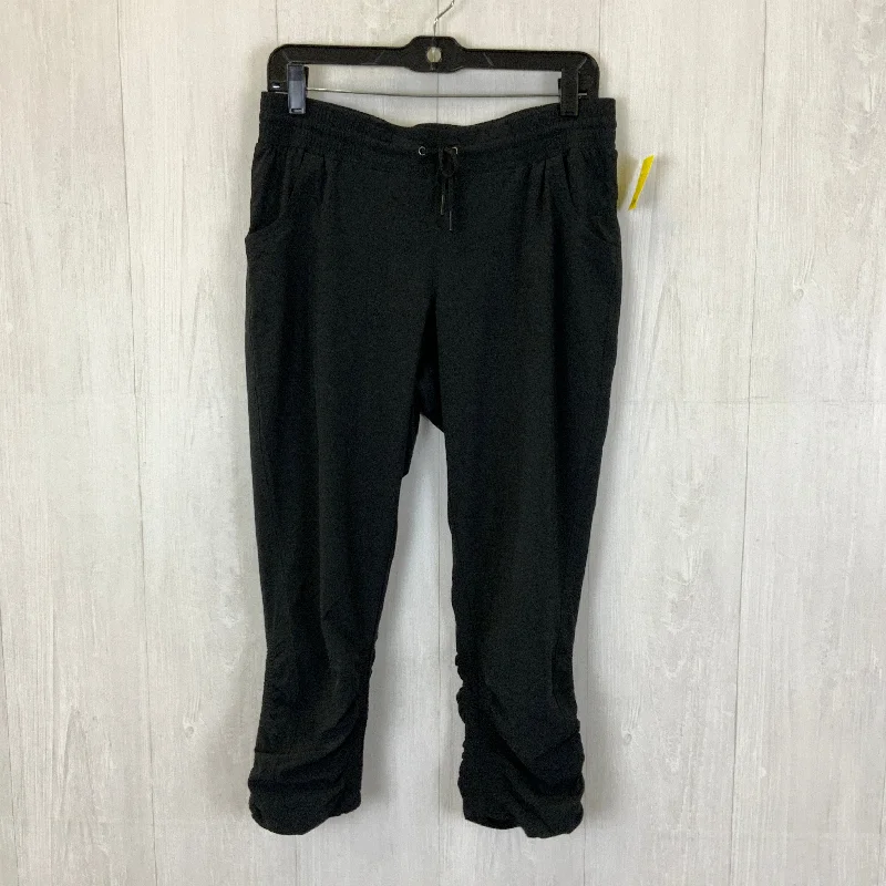 Trendy Pants Athletic Capris By Athleta In Black, Size: L