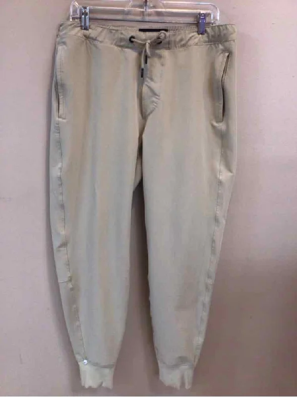 Trendy Pants SIZE MEDIUM ABERCROMBIE & FITCH Men's PANTS